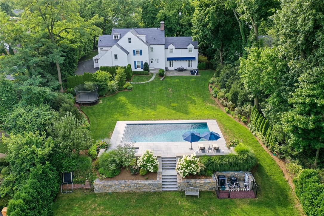 36 Tompkins Road Scarsdale, NY 10583 - Photo 1 of 1 Gallery Image 1
