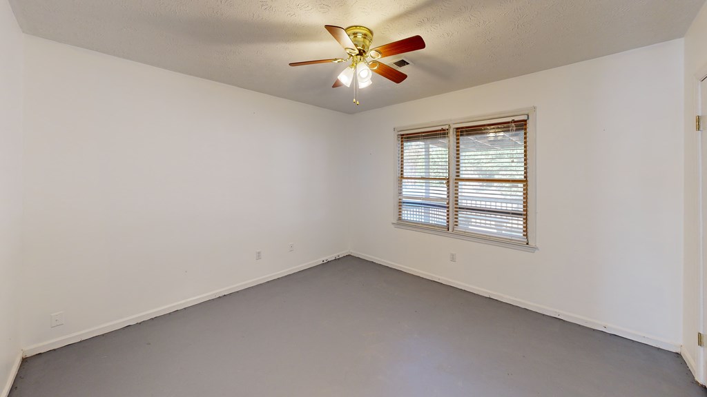 6879 Mobley Road Columbus, GA 31904 - Photo 18 of 28 Bedroom 3 - Back of House