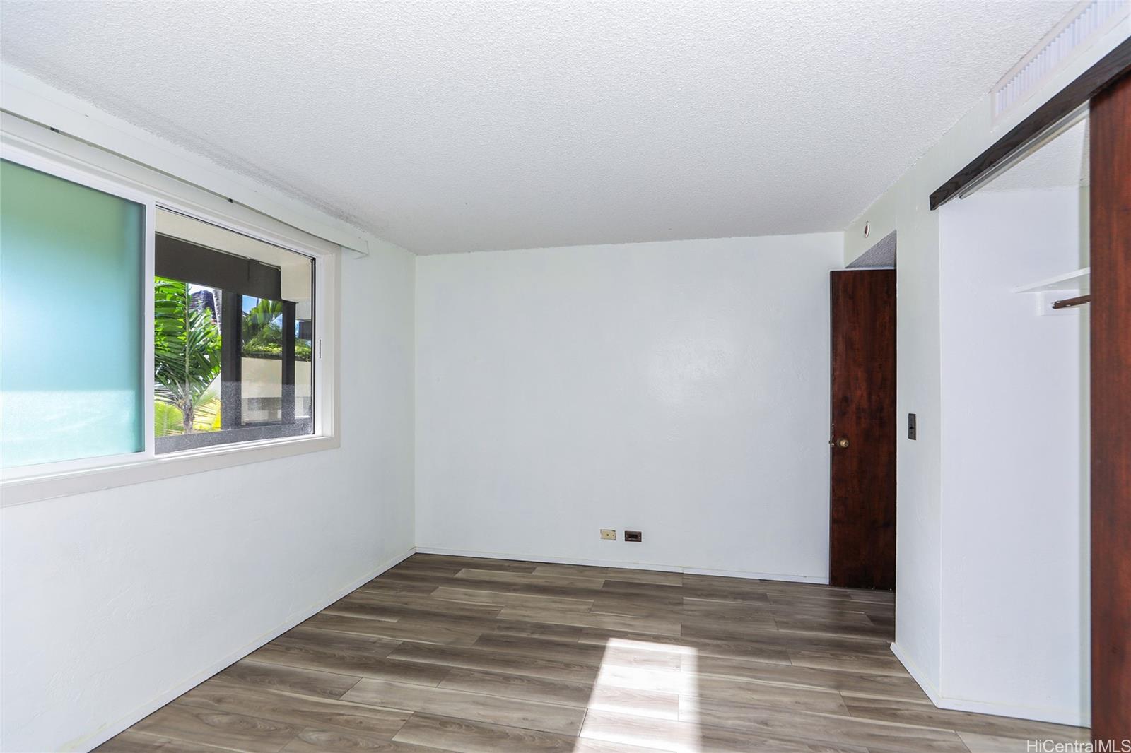 500 Lunalilo Home Road, Unit 22H Honolulu, HI 96825 - Photo 10 of 25 Guest Bedroom