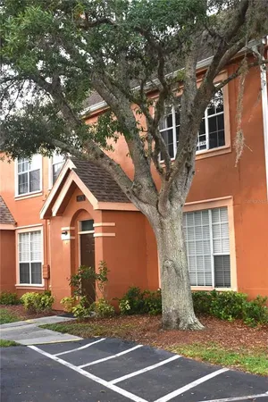 $1,990 | 9078 Lake Chase Island Way, Tampa, FL 33626