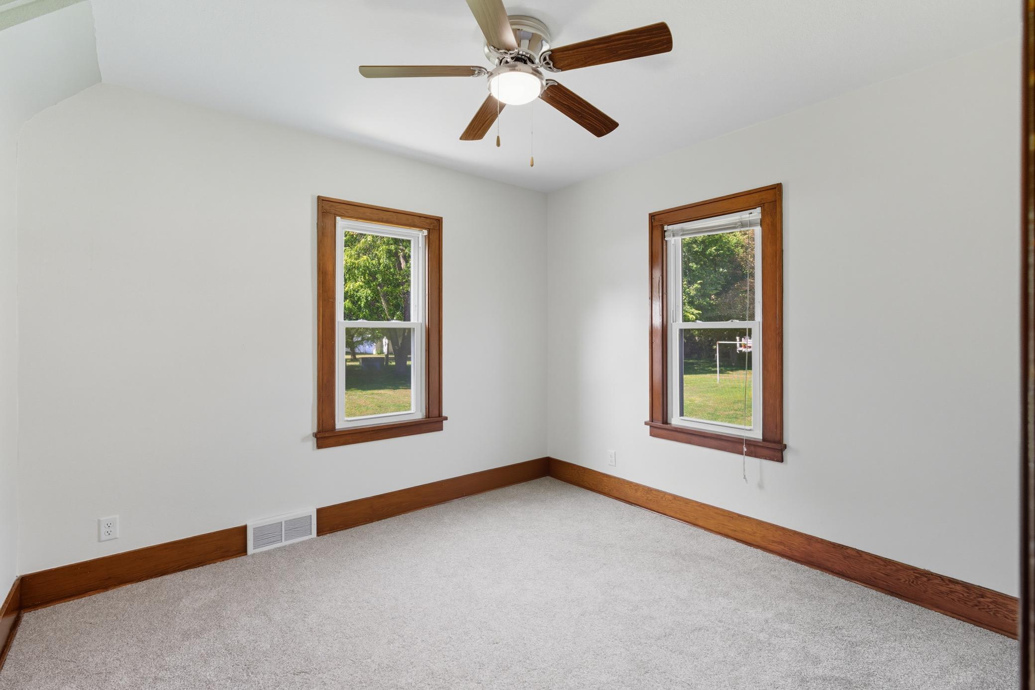 217 North Central Avenue Truman, MN 56088 - Photo 13 of 44