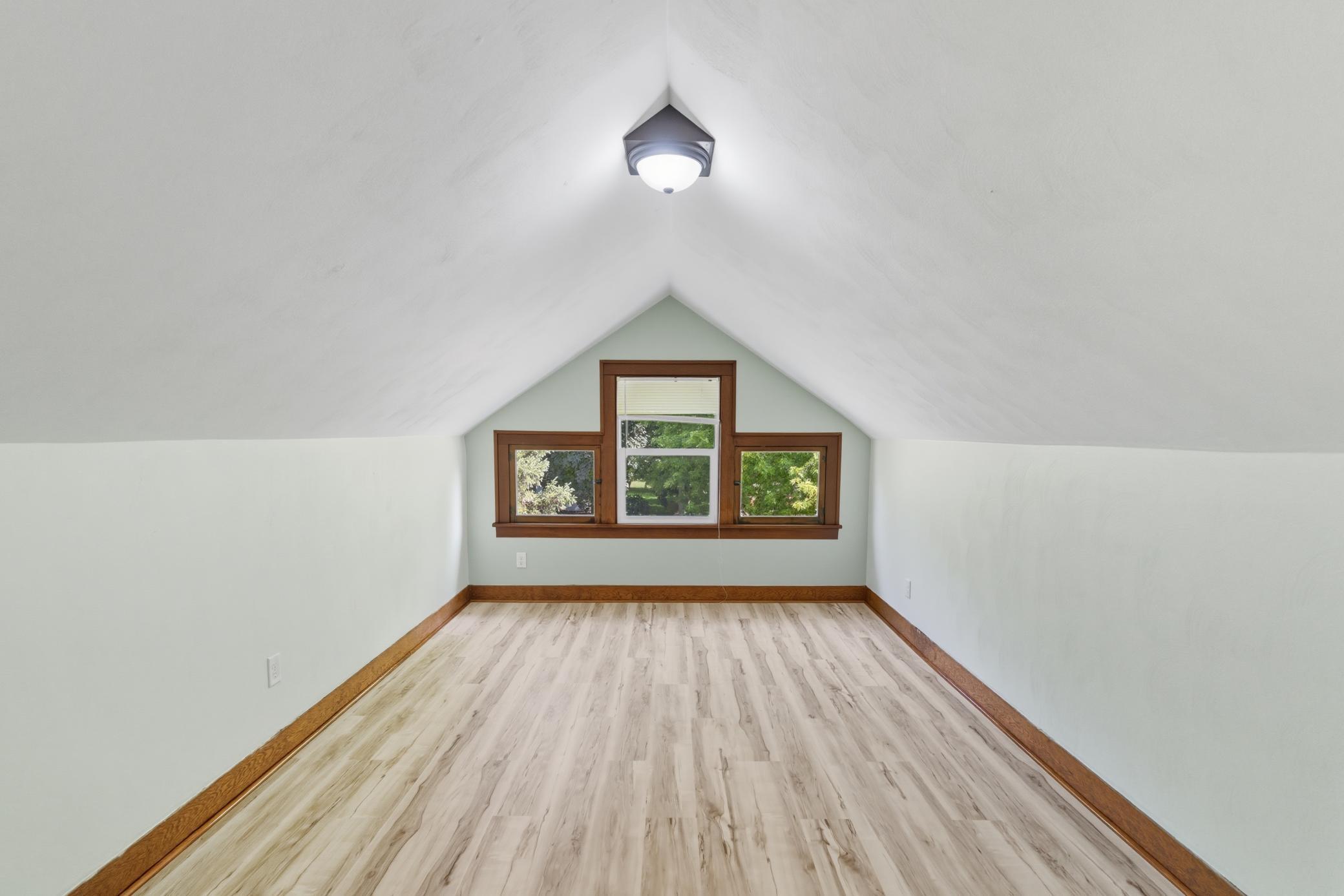 217 North Central Avenue Truman, MN 56088 - Photo 17 of 44