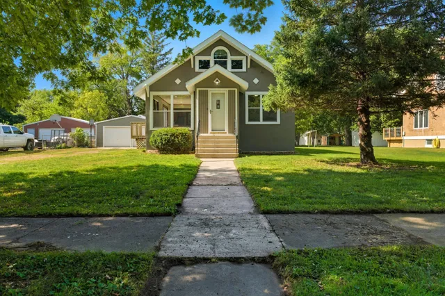 $159,900 | 217 North Central Avenue, Truman, MN 56088