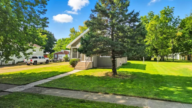 $159,900 | 217 North Central Avenue, Truman, MN 56088