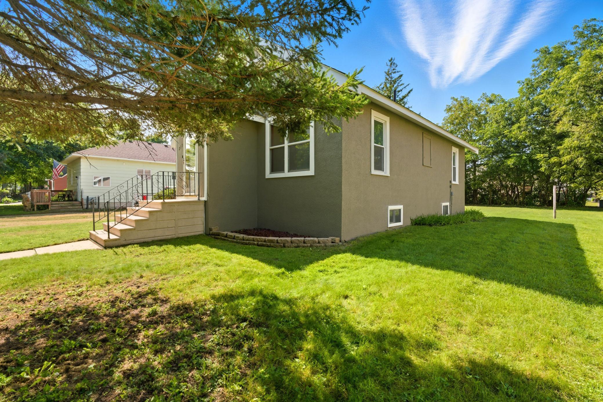 217 North Central Avenue Truman, MN 56088 - Photo 33 of 44