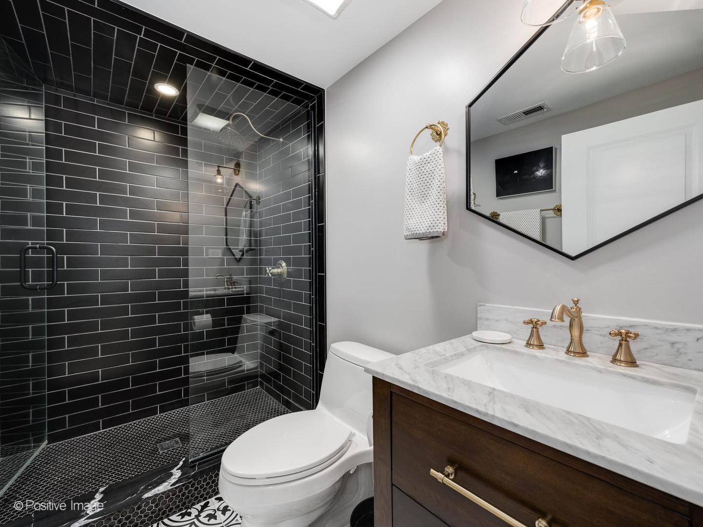 2433 South 7th Avenue North Riverside, IL 60546 - Photo 19 of 26 Gallery Image 19