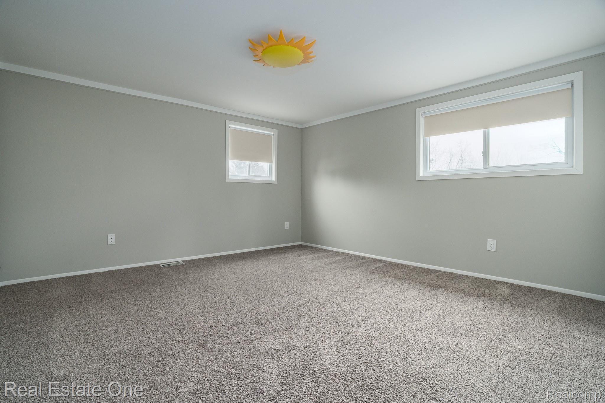 5382 Ridge Court Troy, MI 48098 - Photo 23 of 47 Ridge-Drive-Updates-02.JPG