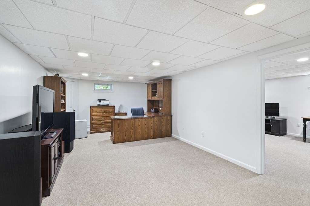 39 Ridge Road Norfolk, MA 02056 - Photo 34 of 42 Gallery Image 34