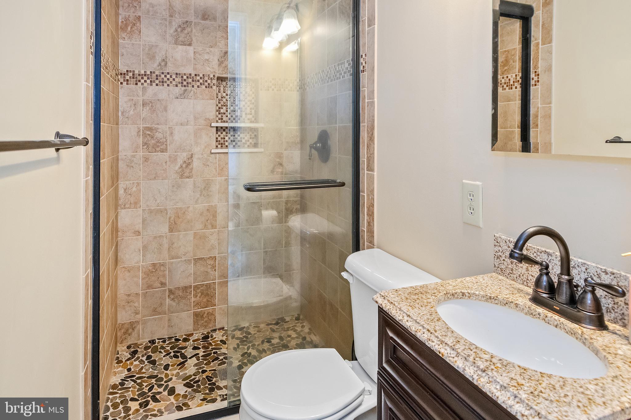 2911 Rockingham Court Pasadena, MD 21122 - Photo 12 of 28 Gallery Image 12