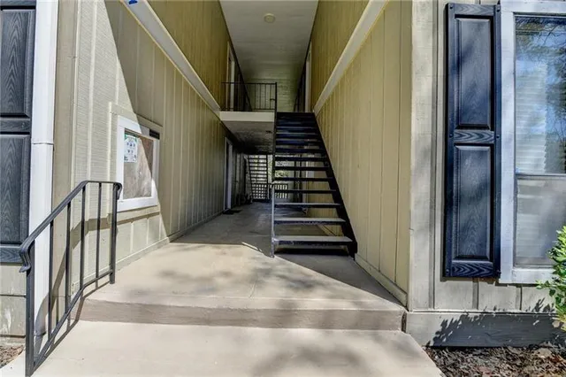 a view of entryway and hall