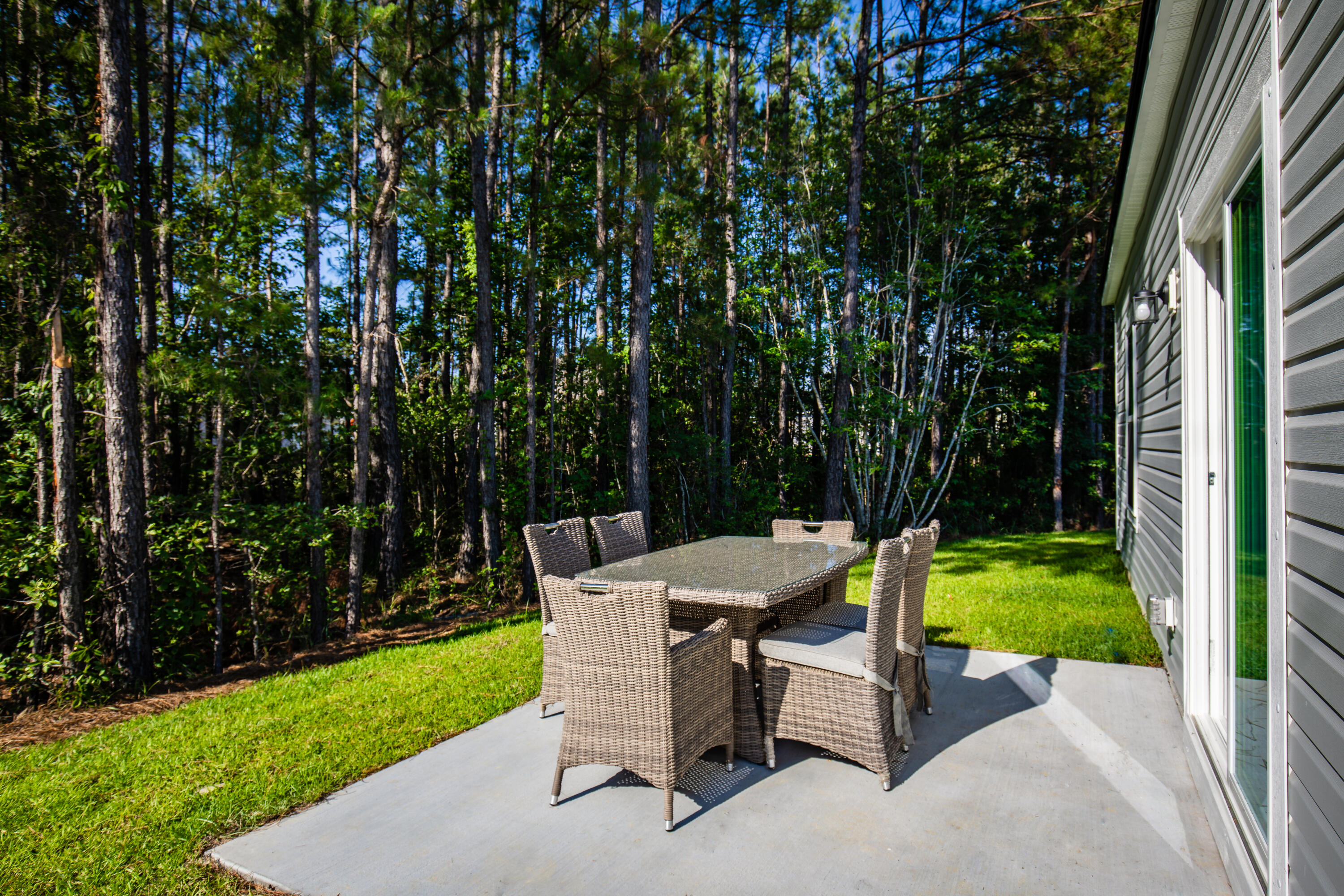 557 Spanish Wells Road Summerville, SC 29486 - Photo 12 of 35 EllisCreekPhotography190529-29-HDR-Edit-