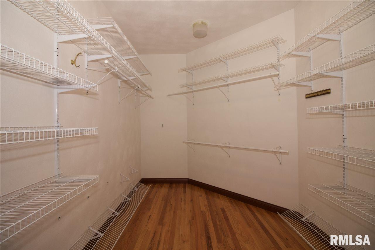 12000 North Hickory Grove Road Dunlap, IL 61525 - Photo 21 of 36 Gallery Image 21
