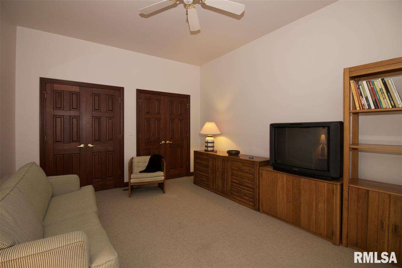 12000 North Hickory Grove Road Dunlap, IL 61525 - Photo 26 of 36 Gallery Image 26