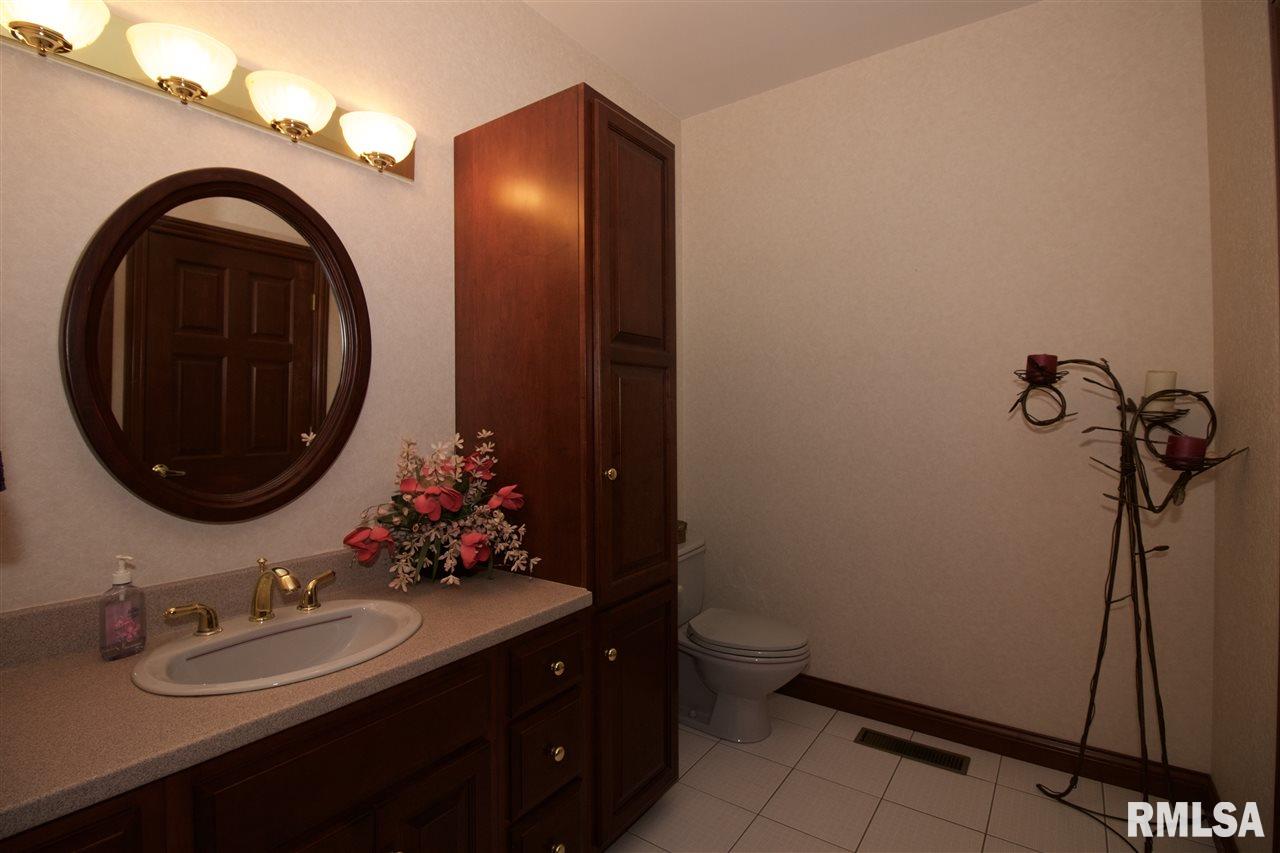 12000 North Hickory Grove Road Dunlap, IL 61525 - Photo 29 of 36 Gallery Image 29