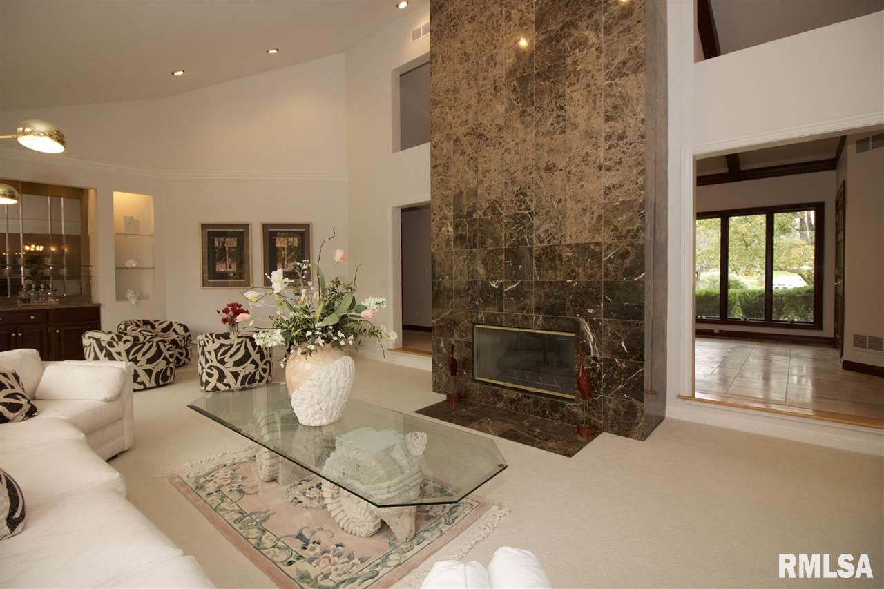 12000 North Hickory Grove Road Dunlap, IL 61525 - Photo 6 of 36 Gallery Image 6
