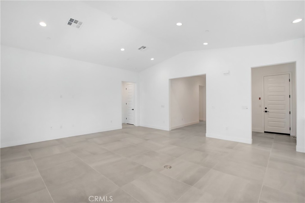 29945 Ruby Way Cathedral City, CA 92234 - Photo 5 of 16