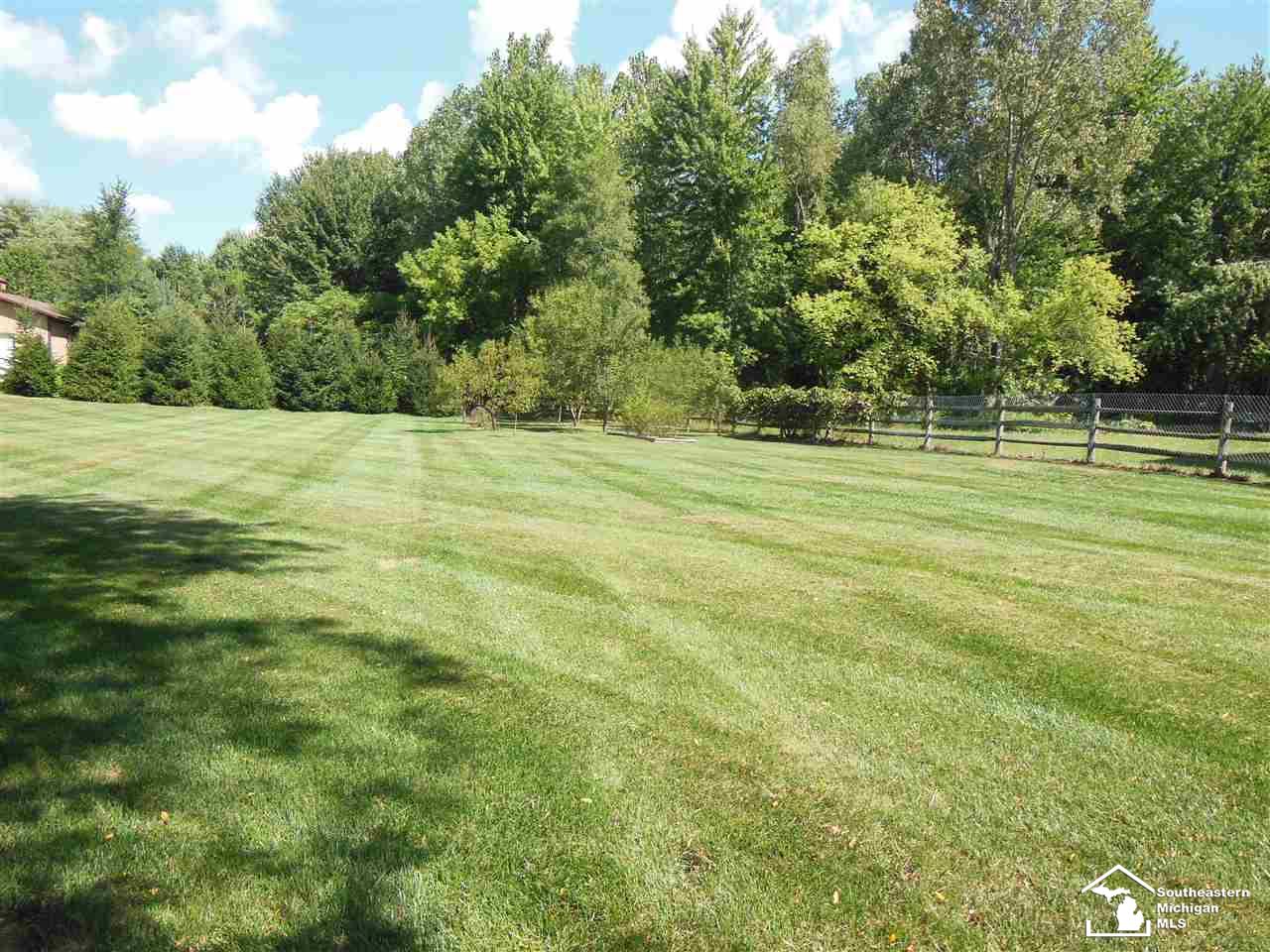 2960 Dean Road Lambertville, MI 48144 - Photo 9 of 25