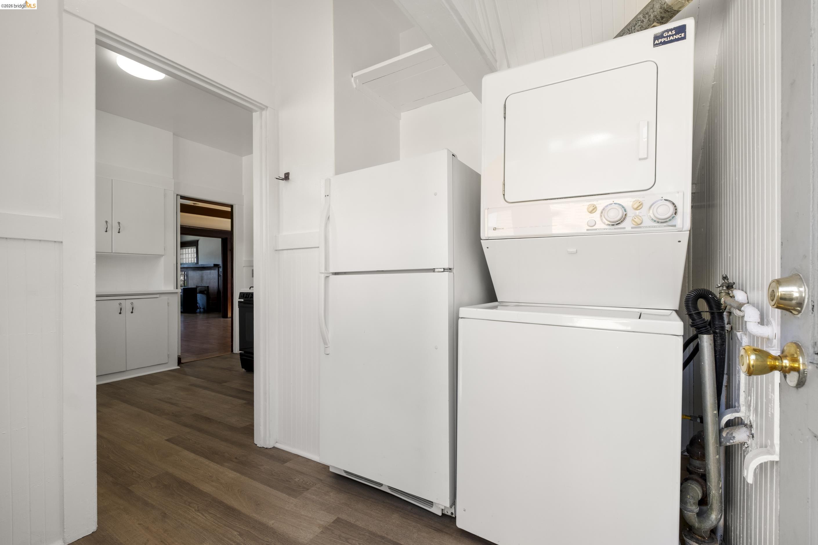 4283 Howe Street Oakland, CA 94611 - Photo 14 of 38
