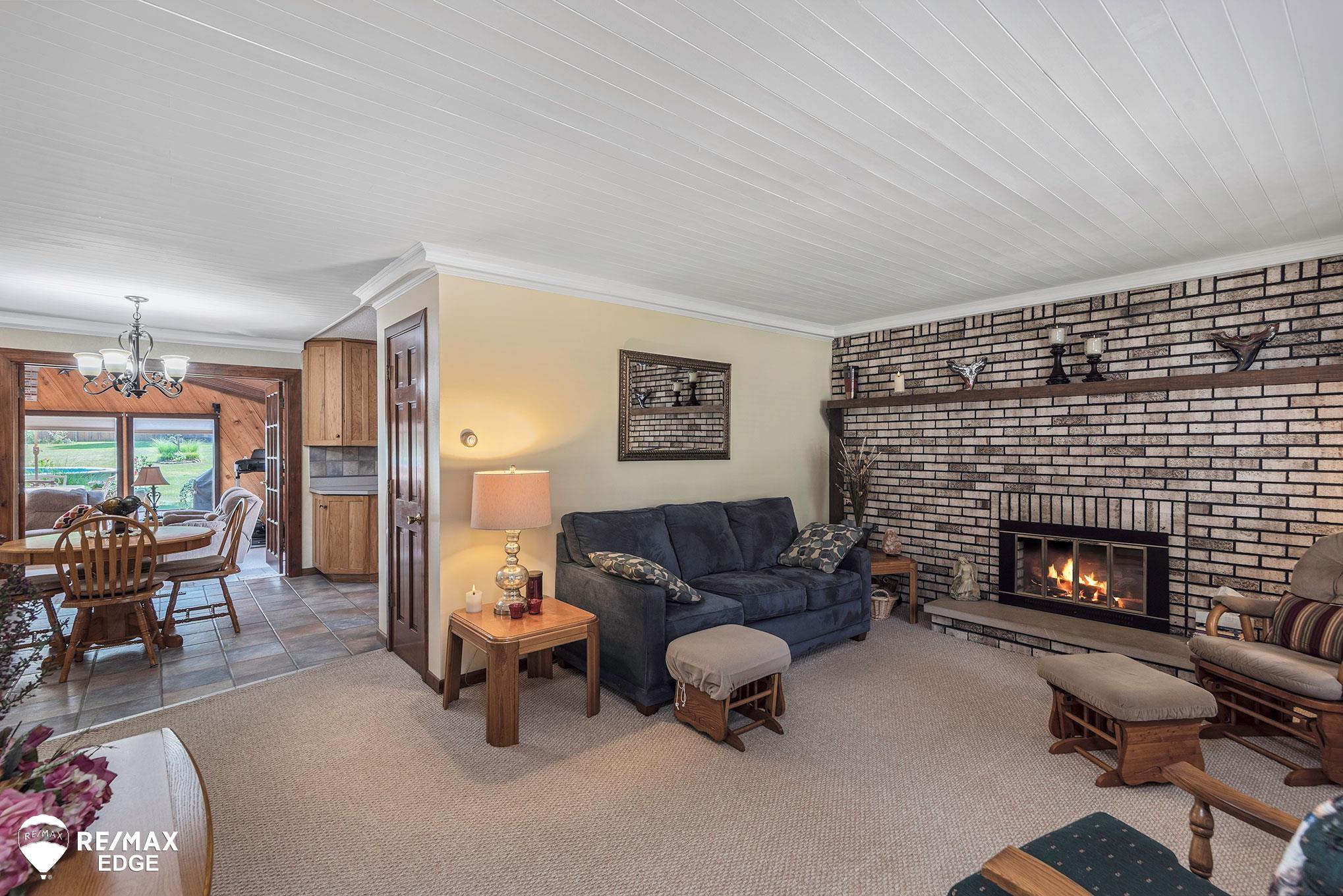 4492 North Irish Road Davison, MI 48423 - Photo 12 of 33 50083535-12.JPG