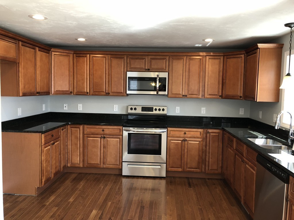 3 Corrine Street, Unit B Worcester, MA 01604 - Photo 3 of 11 Gallery Image 3