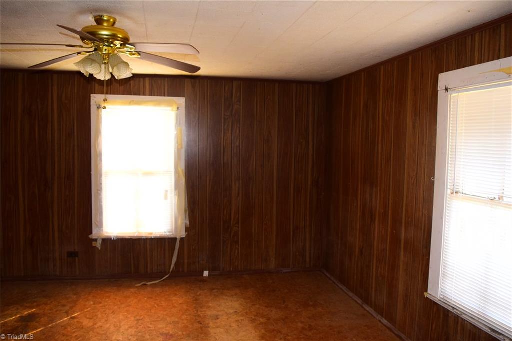 1079 Briggstown Road Lexington, NC 27292 - Photo 8 of 10 Gallery Image 8