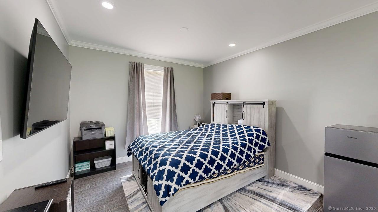 435 Maple Avenue Cheshire, CT 06410 - Photo 19 of 37