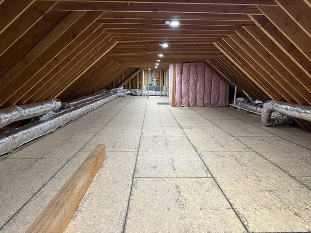 $1,099,000 | 435 Maple Avenue, Cheshire, CT 06410