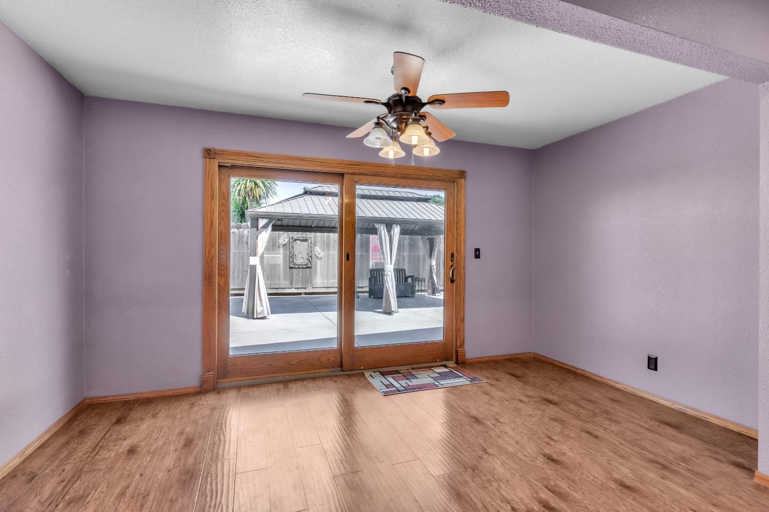 663 Carr Way Galt, CA 95632 - Photo 11 of 28