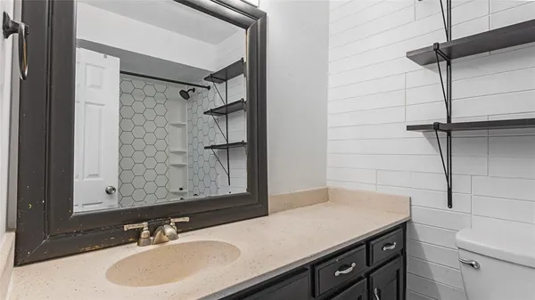 $379,900 | 6780 Charanna Circle, Frisco, TX 75033