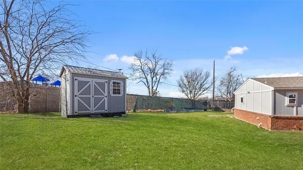 $379,900 | 6780 Charanna Circle, Frisco, TX 75033