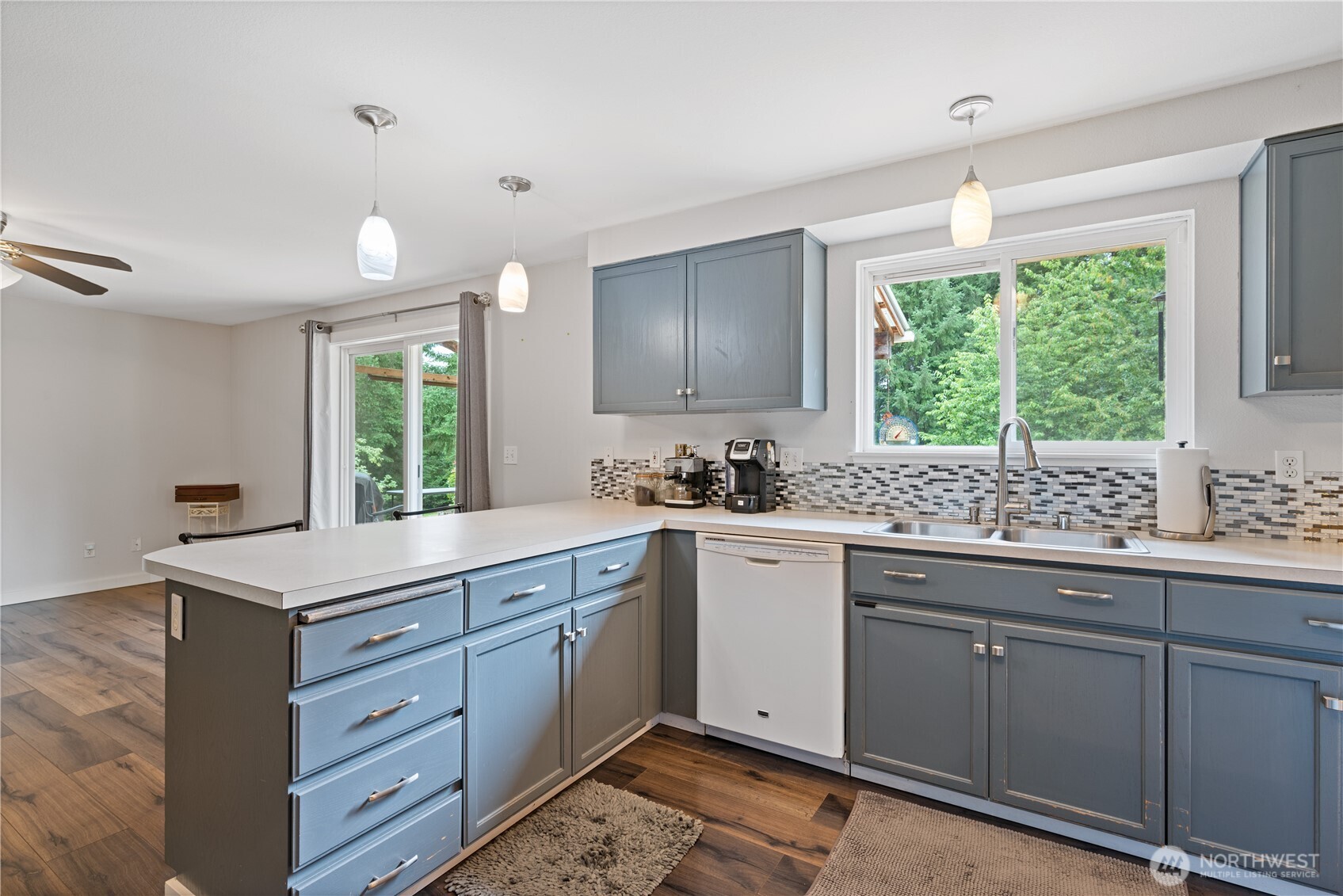 265 Easy Street Road Silverlake, WA 98645 - Photo 13 of 38 Gallery Image 13