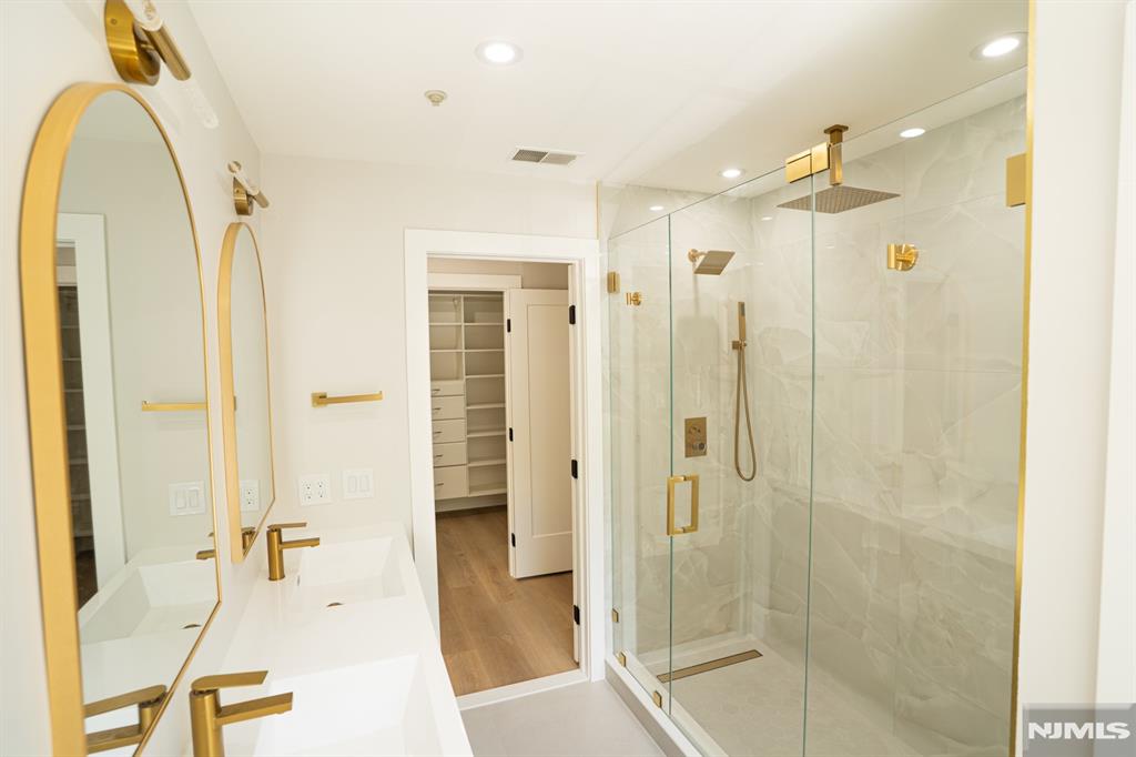 1499 Cornwall Road Mahwah, NJ 07430 - Photo 14 of 25