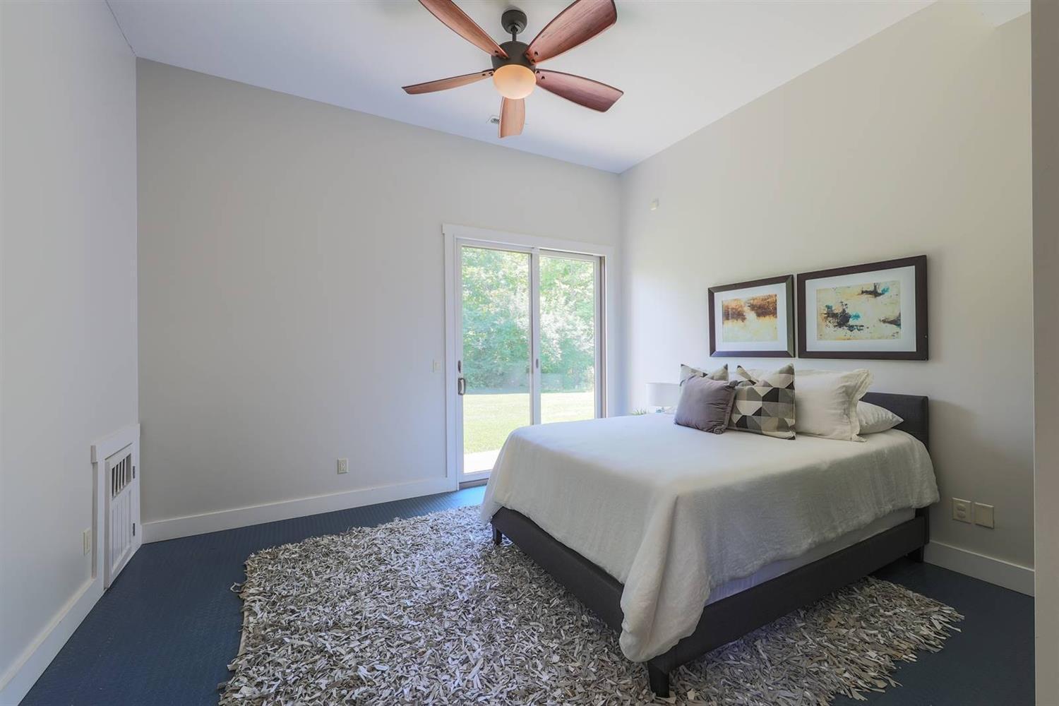 942 Golden Path Cincinnati, OH 45245 - Photo 21 of 50