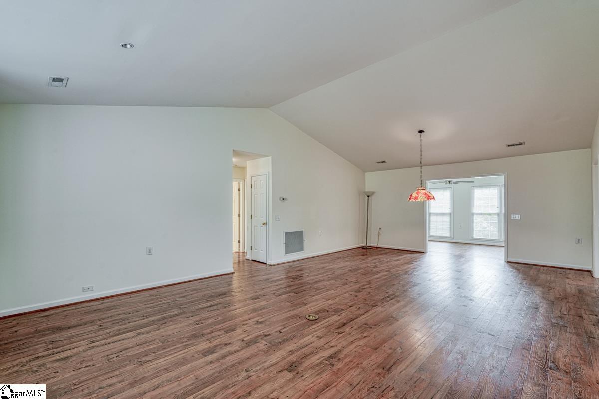 5 Stone Meadow Road Greenville, SC 29615 - Photo 11 of 36 Gallery Image 11