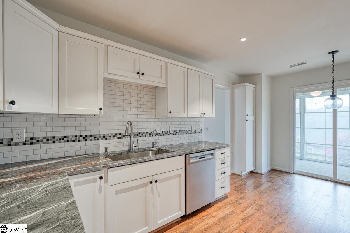 5 Stone Meadow Road Greenville, SC 29615 - Photo 17 of 36 Gallery Image 17