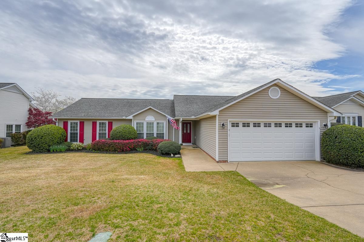 5 Stone Meadow Road Greenville, SC 29615 - Photo 3 of 36 Gallery Image 3