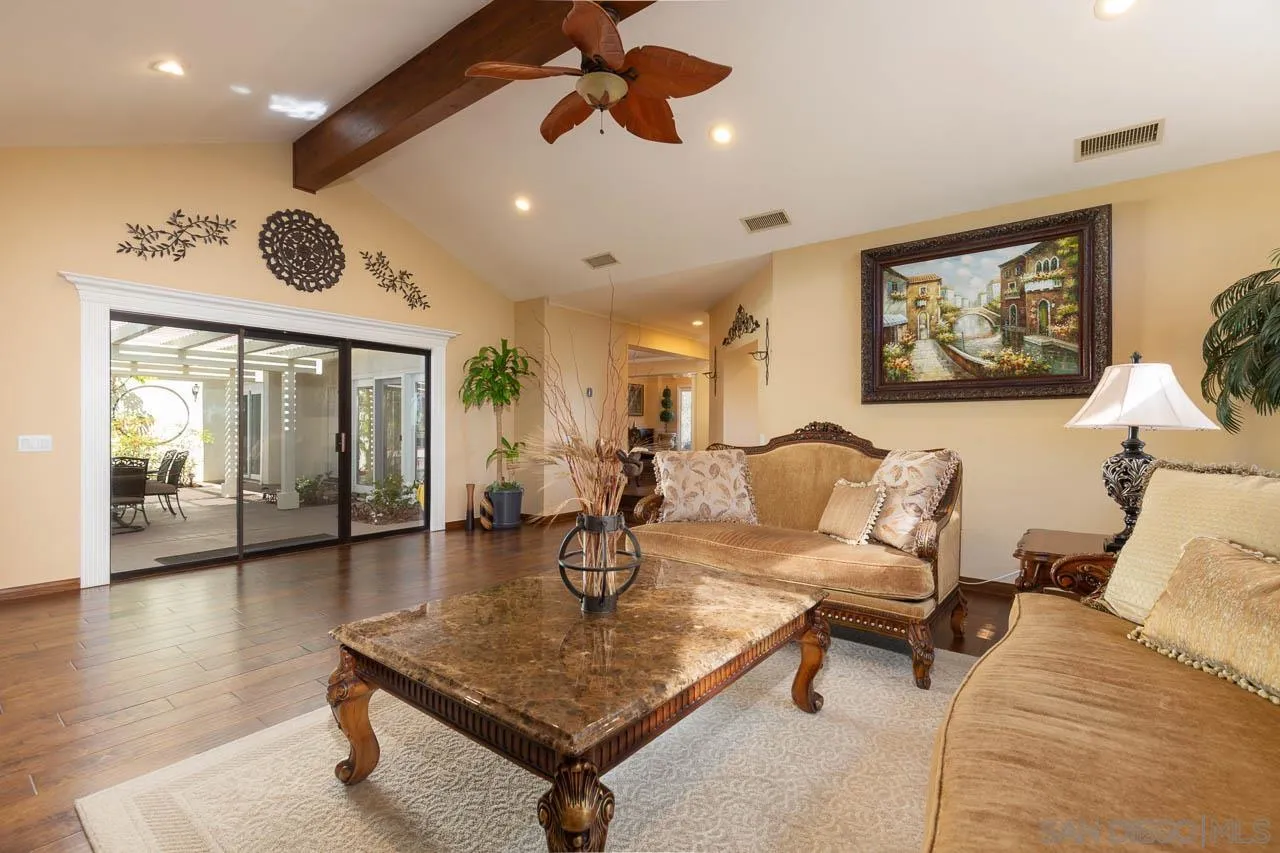13012 Solera Way Poway, CA 92064 - Photo 12 of 45