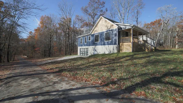 $499,999 | 220 Progress Drive, Signal Mountain, TN 37377