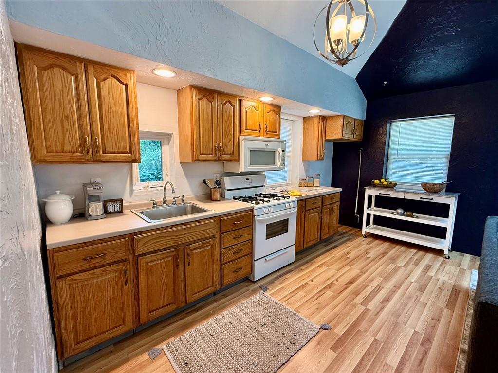 808 Thompson Run Road Harwick, PA 15049 - Photo 8 of 31 Gallery Image 8
