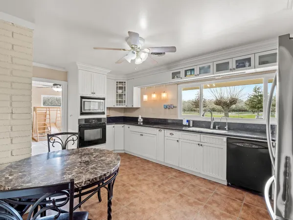 $599,950 | 4847 South Greenwood Avenue, Sanger, CA 93657