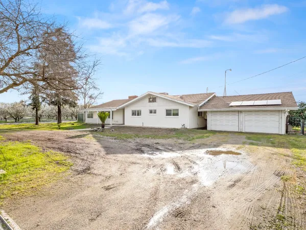 $599,950 | 4847 South Greenwood Avenue, Sanger, CA 93657