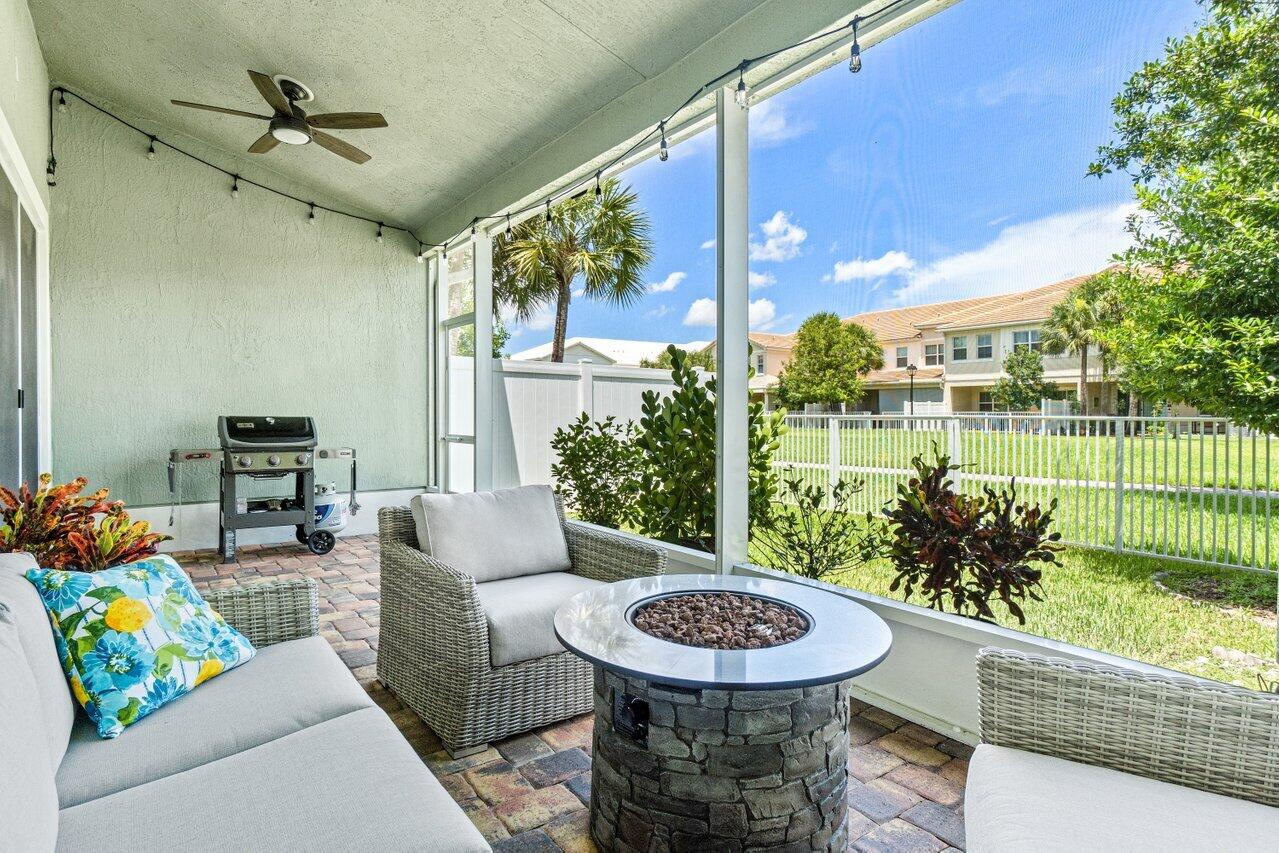 62 Sabal Court Royal Palm Beach, FL 33411 - Photo 25 of 44 Screened in Outdoor Patio