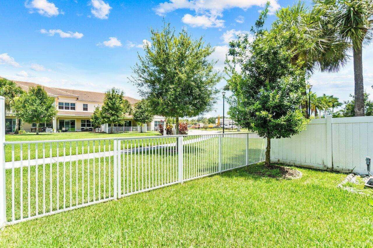 62 Sabal Court Royal Palm Beach, FL 33411 - Photo 27 of 44 Fenced in Private Yard