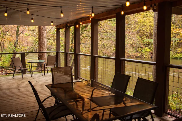 $735,000 | 6316 Old Walland Highway, Walland, TN 37886