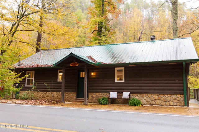 $735,000 | 6316 Old Walland Highway, Walland, TN 37886