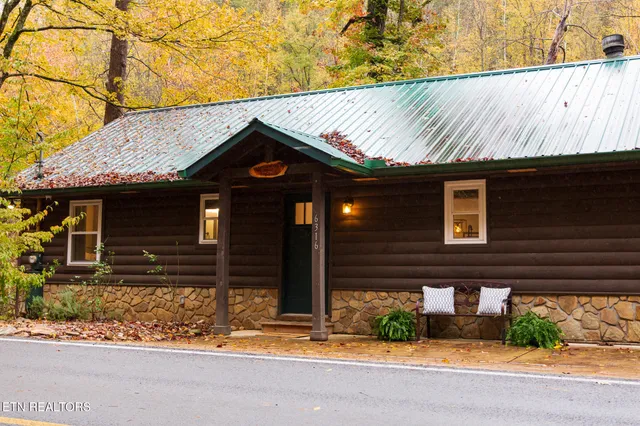 $735,000 | 6316 Old Walland Highway, Walland, TN 37886