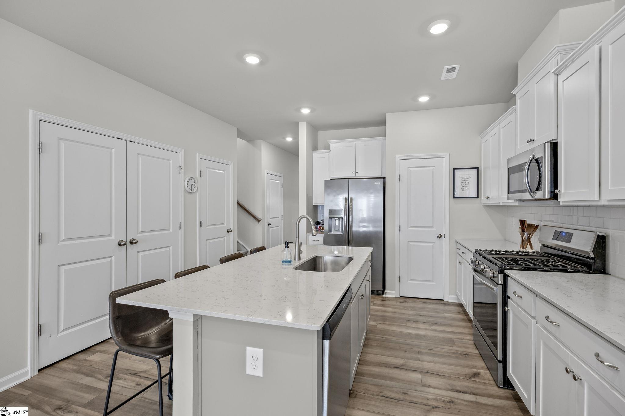 413 Batten Road Taylors, SC 29687 - Photo 11 of 42