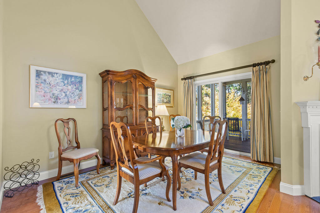 44 Stratford Ridge Mashpee, MA 02649 - Photo 11 of 42 IMG_5557