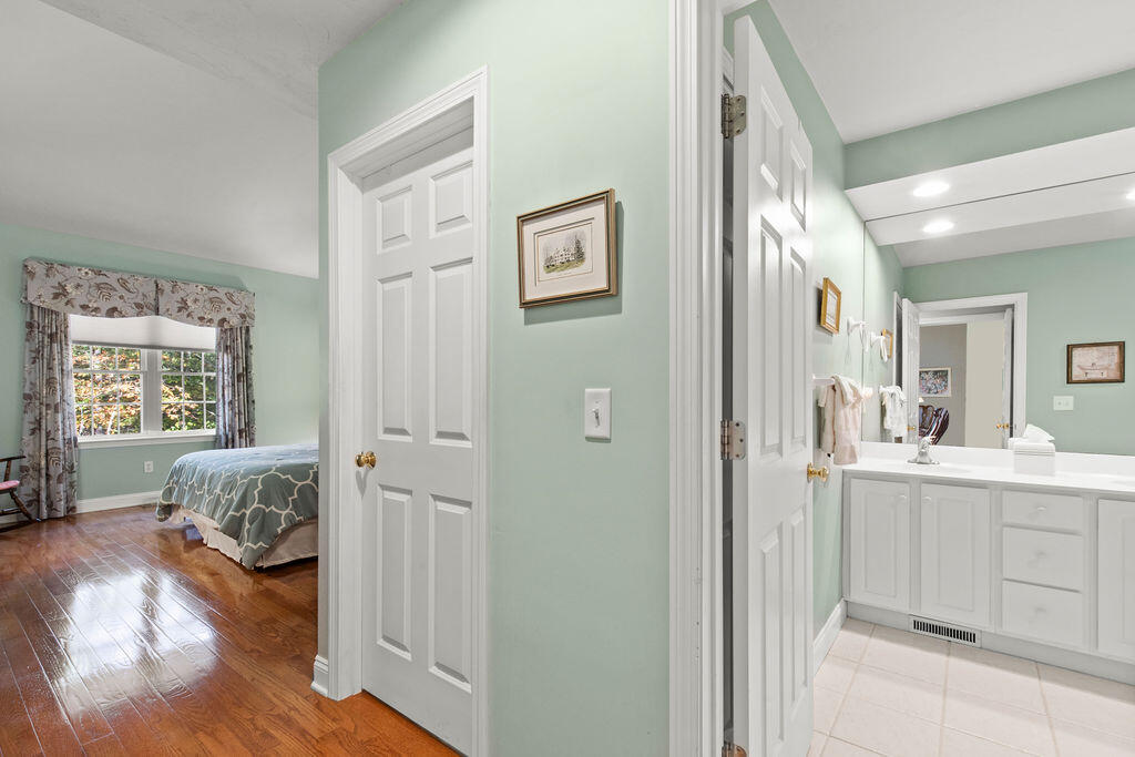 44 Stratford Ridge Mashpee, MA 02649 - Photo 17 of 42 IMG_5597