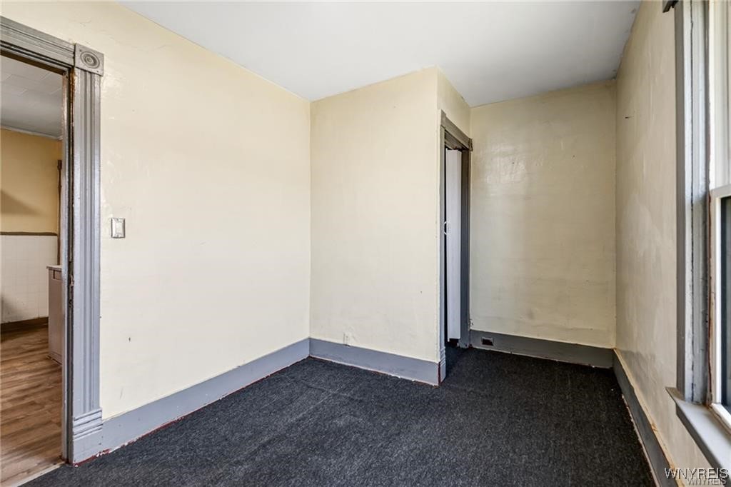 86 Shepard Street Buffalo, NY 14212 - Photo 14 of 46